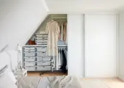 Szafa przesuwna w sypialni