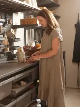 Blat roboczy w garażu z kolekcji Garage+ System Elfa