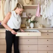 Zabudowa garderoby szafa skandynawska